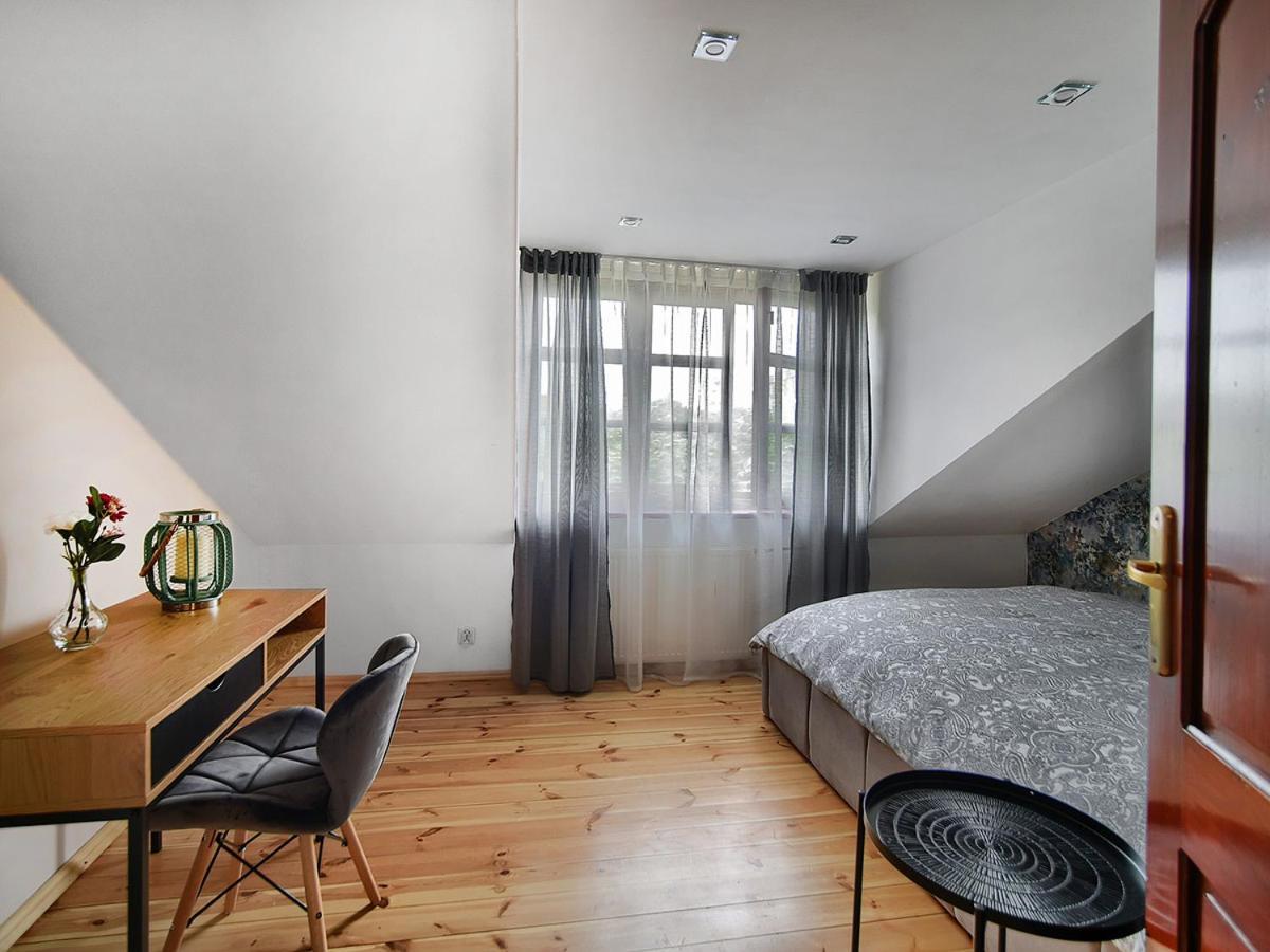 Ix Wiekow, Faktura Vat, Centrum Parking Very Good Location Two Bedrooms 50 M2 *
