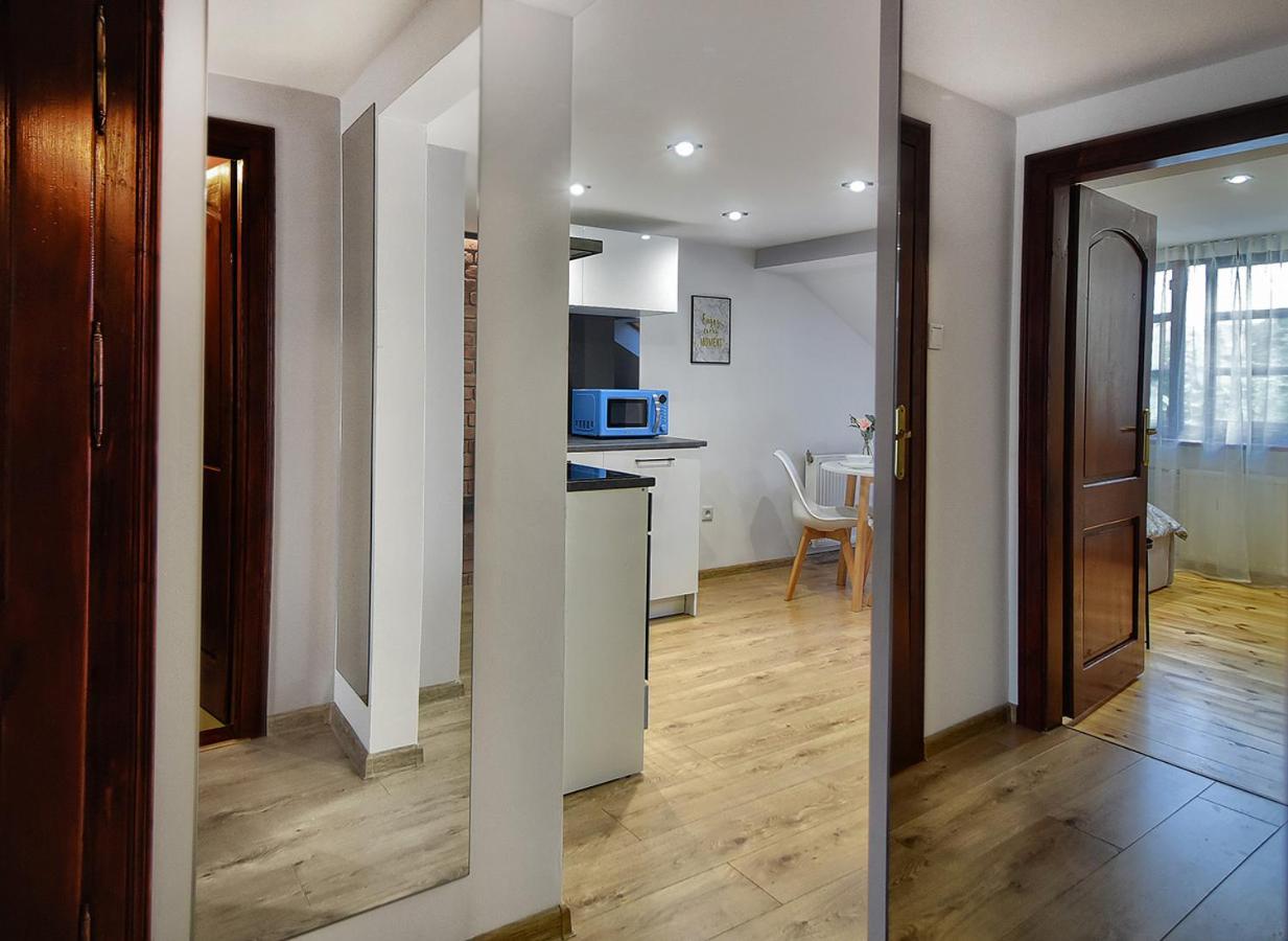 Ix Wiekow, Faktura Vat, Centrum Parking Very Good Location Two Bedrooms 50 M2 *