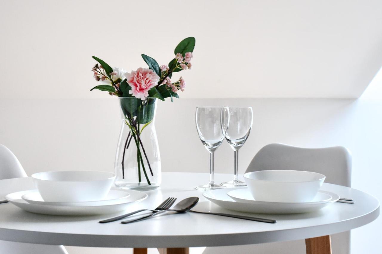 Apartment Ix Wiekow, Faktura Vat, Centrum Parking Very Good Location Two Bedrooms 50 M2 *