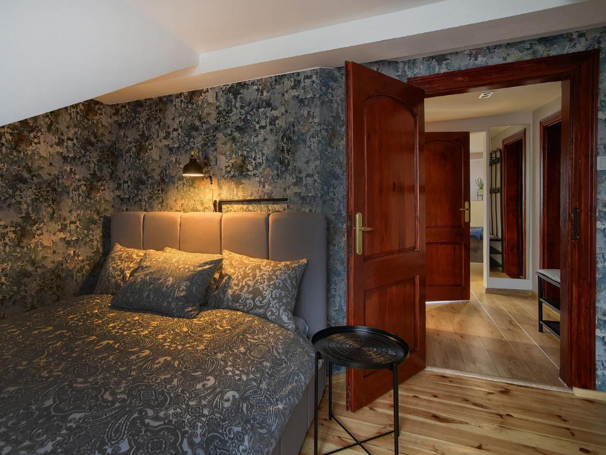 Ix Wiekow, Faktura Vat, Centrum Parking Very Good Location Two Bedrooms 50 M2 Apartment